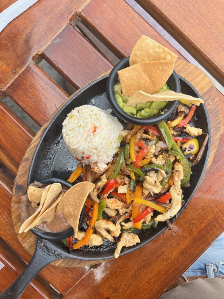 fajitas of chicken at Mil Amores in Tulum